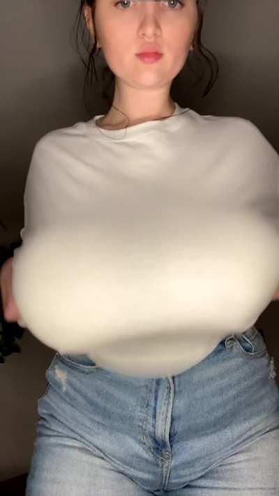 I hope redditors are into tall girls with big boobs