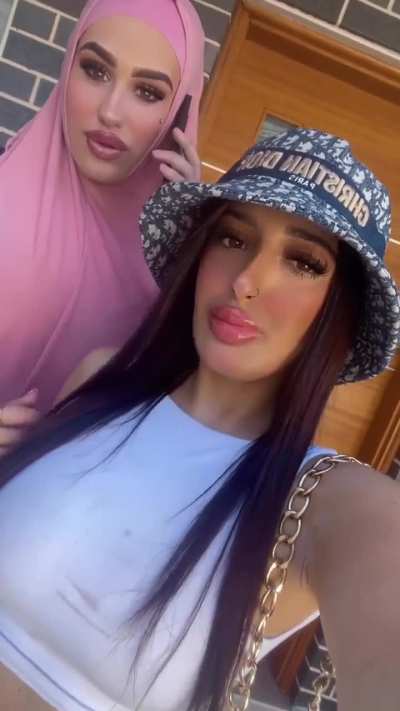 👅