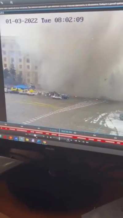 Footage of a Russian missile destroying a government building in Kharkiv, Ukraine