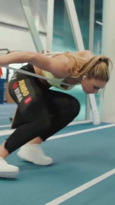 Jutta Leerdam(Dutch Speed Skater)