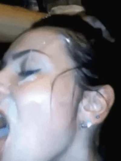 Prom queen love cum