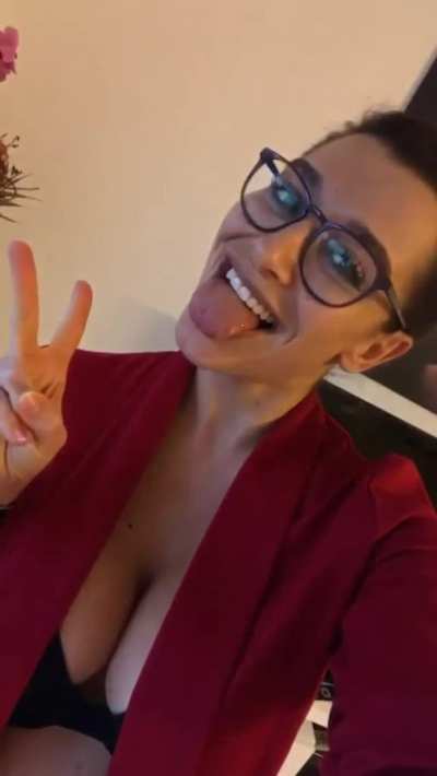 ✌️✌️