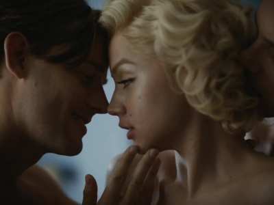 Ana de Armas topless scene