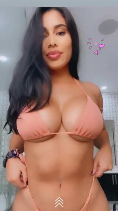 Mia