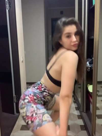 Flower Pants return