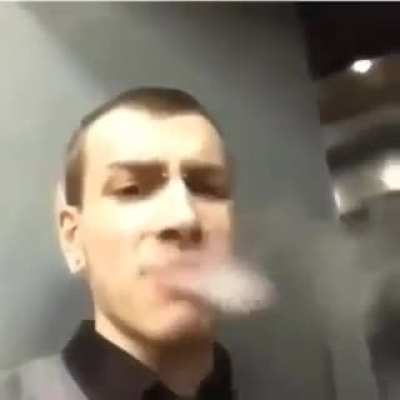 ‎