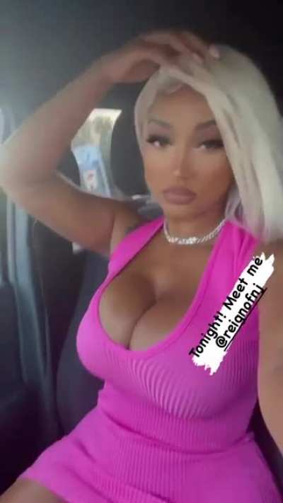 👸🏽🤳🏽💓