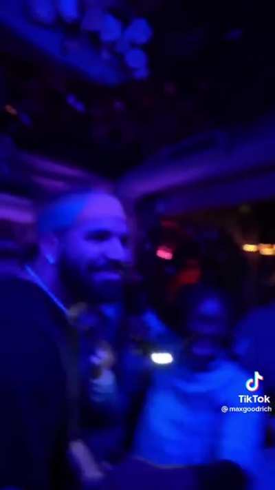 Drake is such a bully
