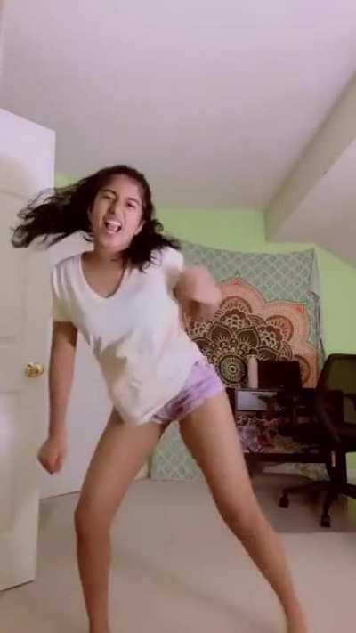 Some good thighs 2