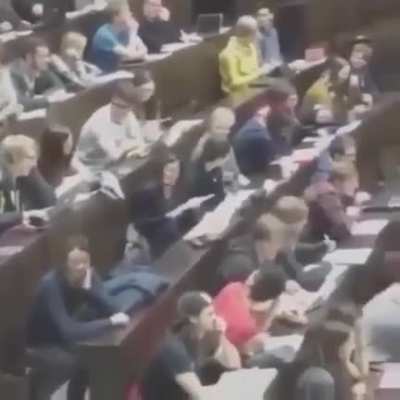 (Sound on) No really, I mean it.... his sound was turned on