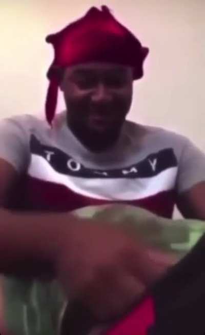 Hahhaha where’s the full video tho…? No seriously where can i see the full vid