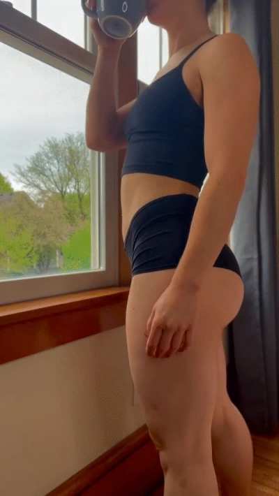Spring has sprung ... and now I want you to too 😈