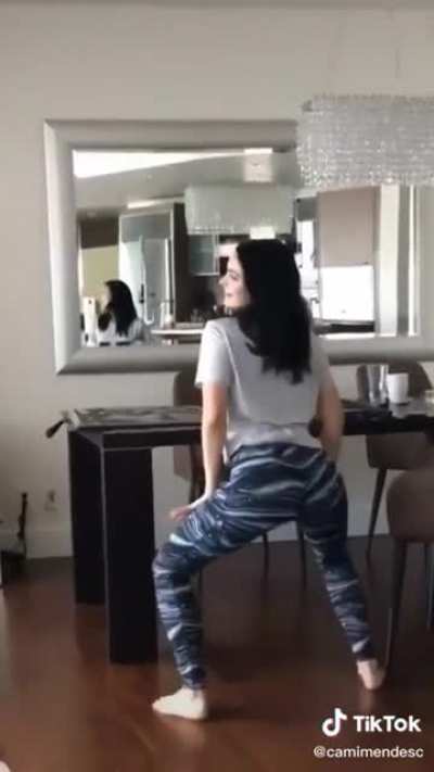 Camila Mendes Twerking!