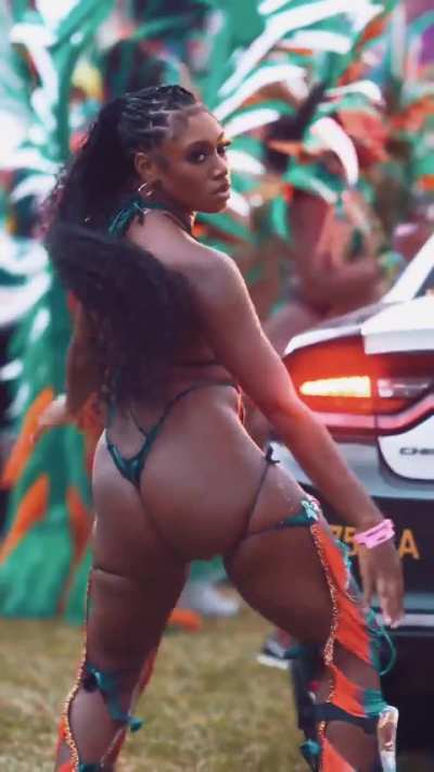 Too fine (@off<wbr>icial<wbr>.deef<wbr>inewh<wbr>ine)