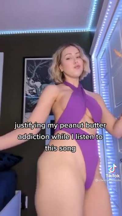 Snack 🍑🥜🥄