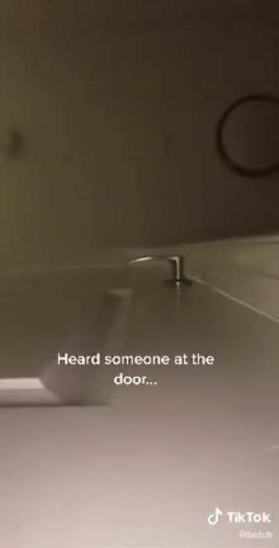 BOO