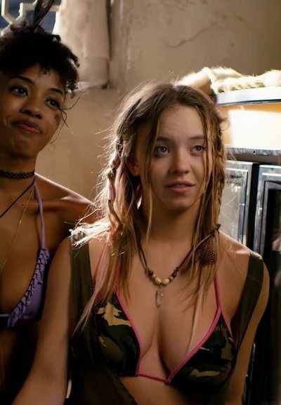 Sydney Sweeney (Dead Ant - 2017)