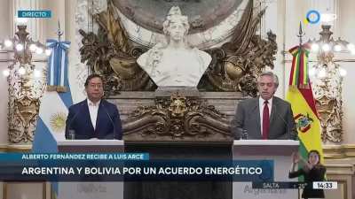 El Profesor universitario rindiendo un examen