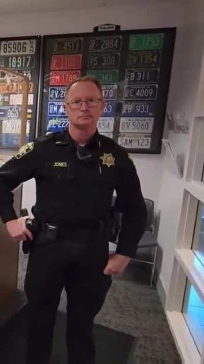 Independent journalist vs cops