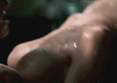 Denise Richards & Neve Campbell - Legendary threesome plot in 'Wild Things'