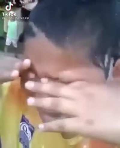 “Close the eyes”