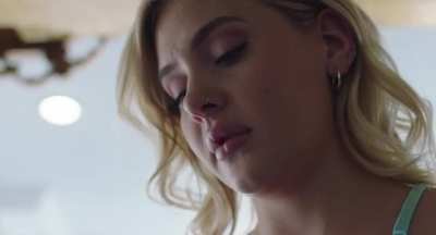 Sofia Kappel & Evelyn Claire - Pleasure (2021)
