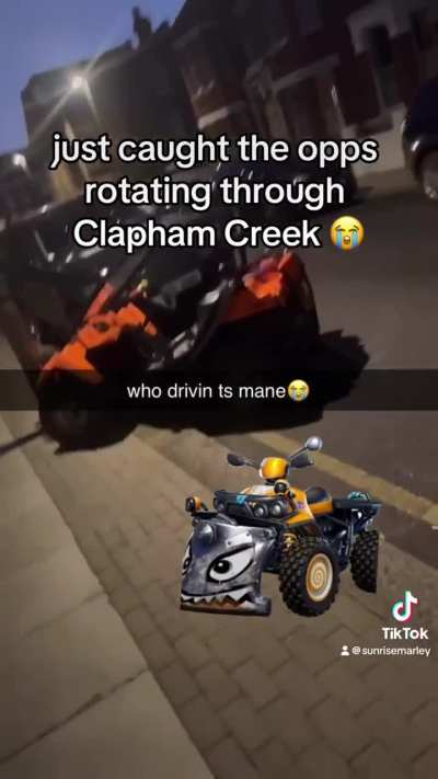 Who is rotating through Clapham Creek 😭