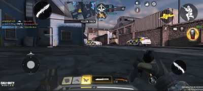 So, apparently you can jack-off with your knife and be a snake in Call of Duty now, that's a very cool feature (2:09)