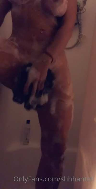 Shantel_Tinajero