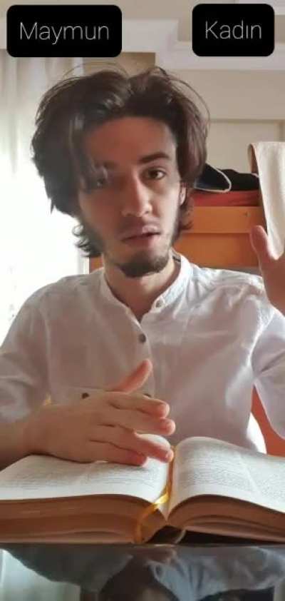 Çevirmen değilim ama tüm türkiyenin bunu duyması gerekiyor o yüzden çevirdim