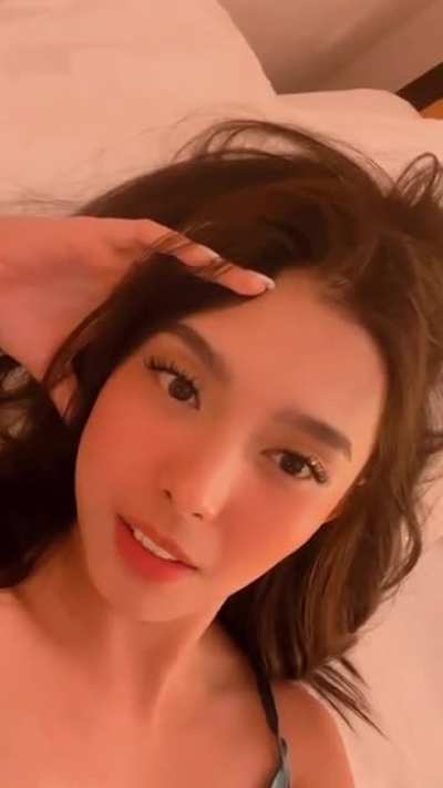 Analyn Barro