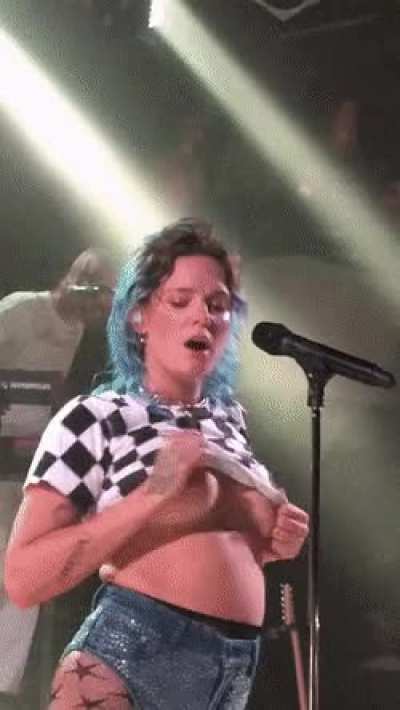 Pop Singer Tove Lo