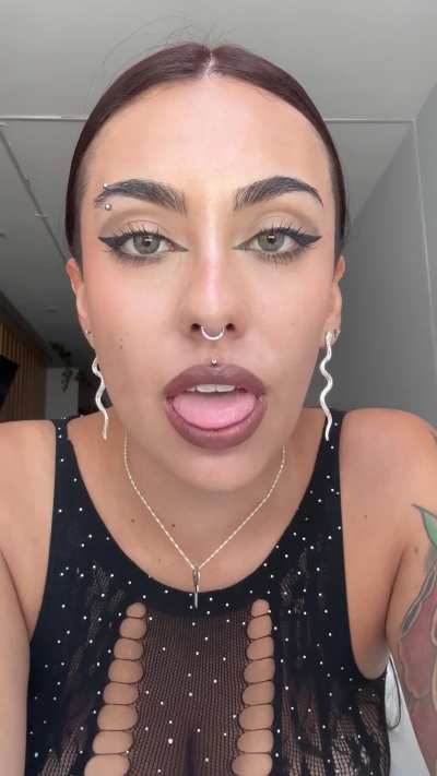 Did you miss my mouth?{vore}
