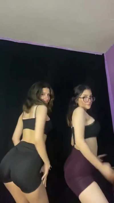 hay perreo y reggaeton moro! 👳🏾‍♂️ 🧕 Mashallah que viva la influencia cultural latina