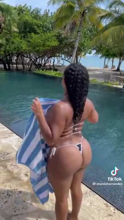 @shanikihernandez