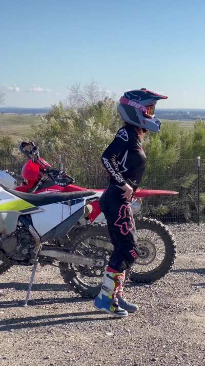 I just love the views I get when riding, and I make sure you have good views as well. [GIF]