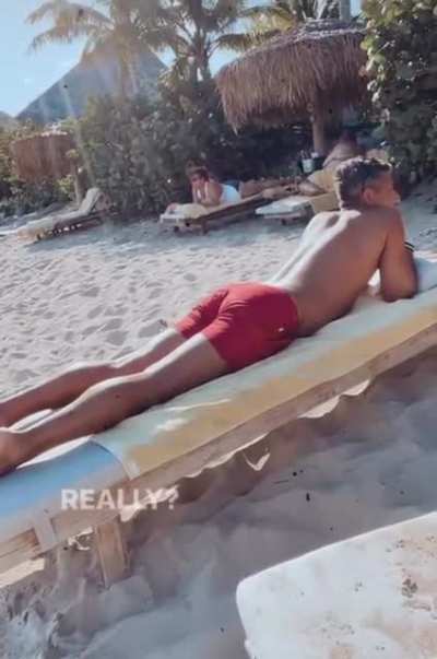 vid from her vaca