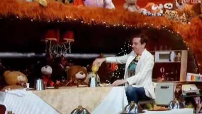 Irish Entertainer says F bomb on kids show