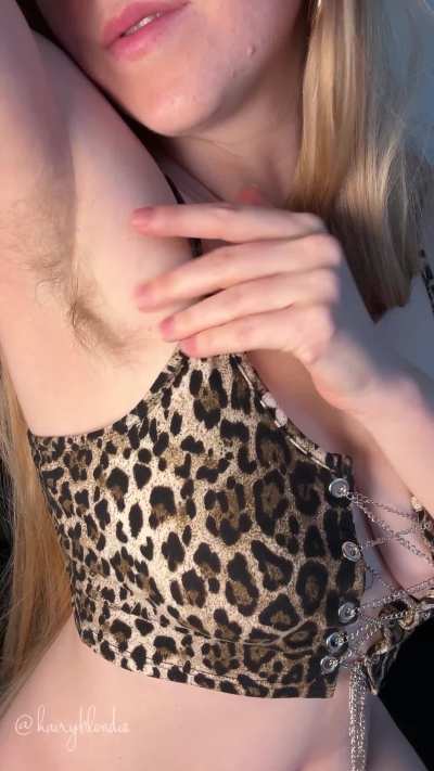 I don’t wear deodorant, so it’s safe for you to lick