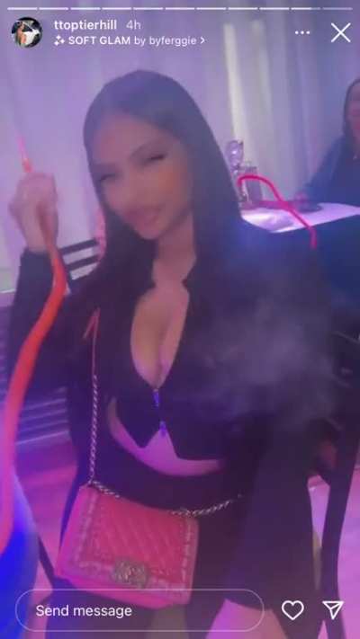 She got some nigga buying her bags and chains I don’t like how she been moving lately lol 😂😂🤦🏾‍<wbr>♂️😒