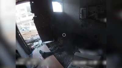 Footage from IDF paratrooper brigade in Khan Yunis engaging Hamas in close quarters