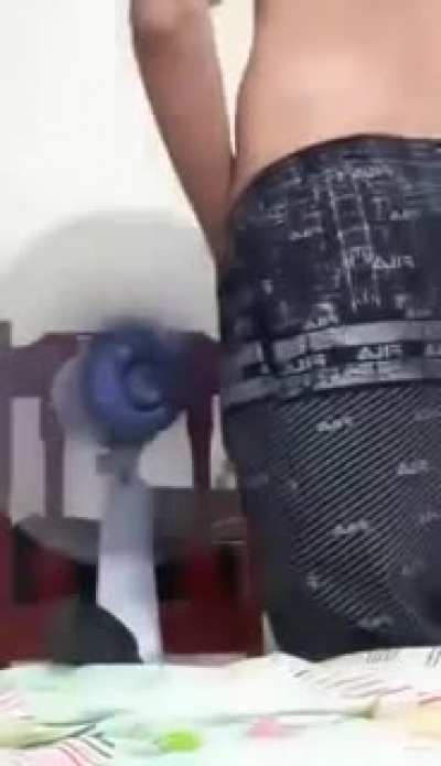 le meti el pito al ventilador