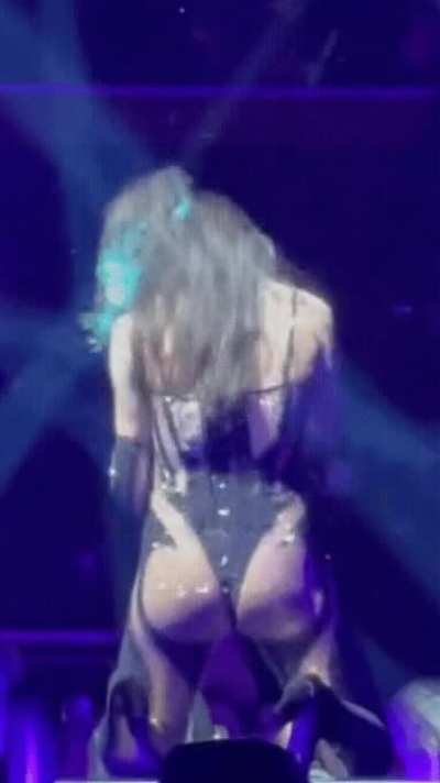 From behind 🔥