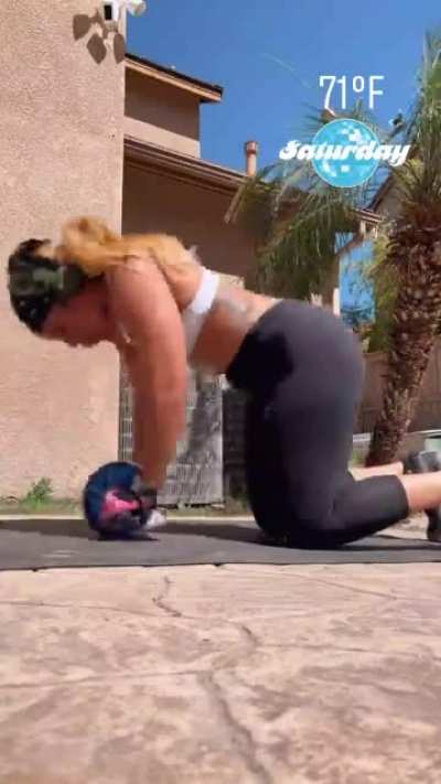 🏋🏽‍♀️
