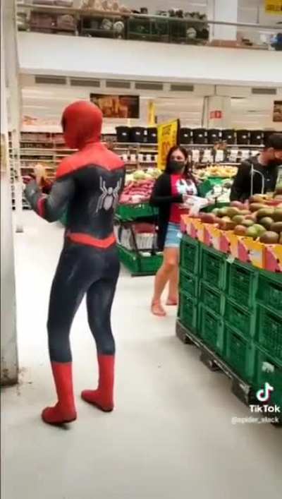 meu primeiro post aqui gente espero que gostem e eu tenho demência então não reparem nas idiotices que eu posto ;)