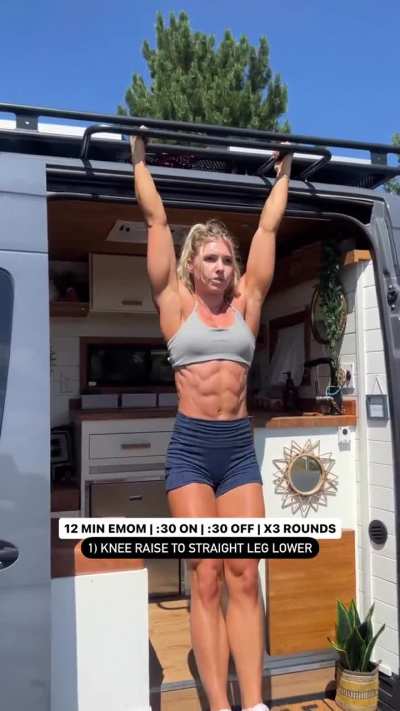 Claire Thomas