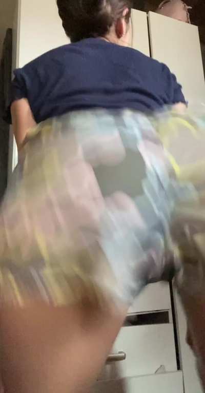 18yo gym booty fresh after leg day