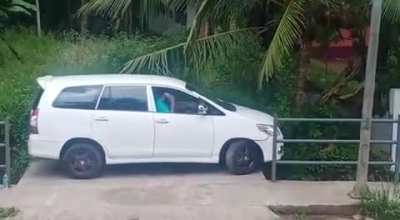 Indian Car parking!