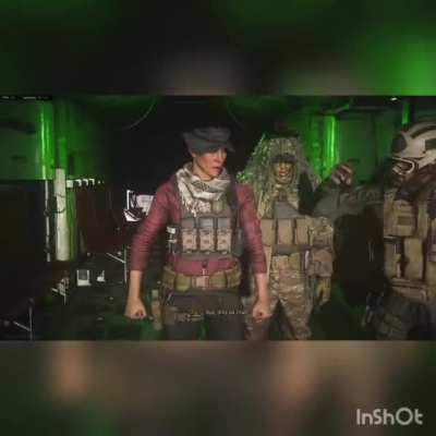 So my random squadmate is now a munitions box.