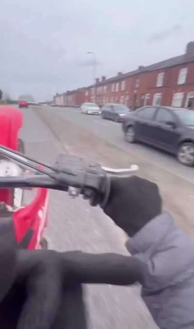 Cop vs motorcyclist